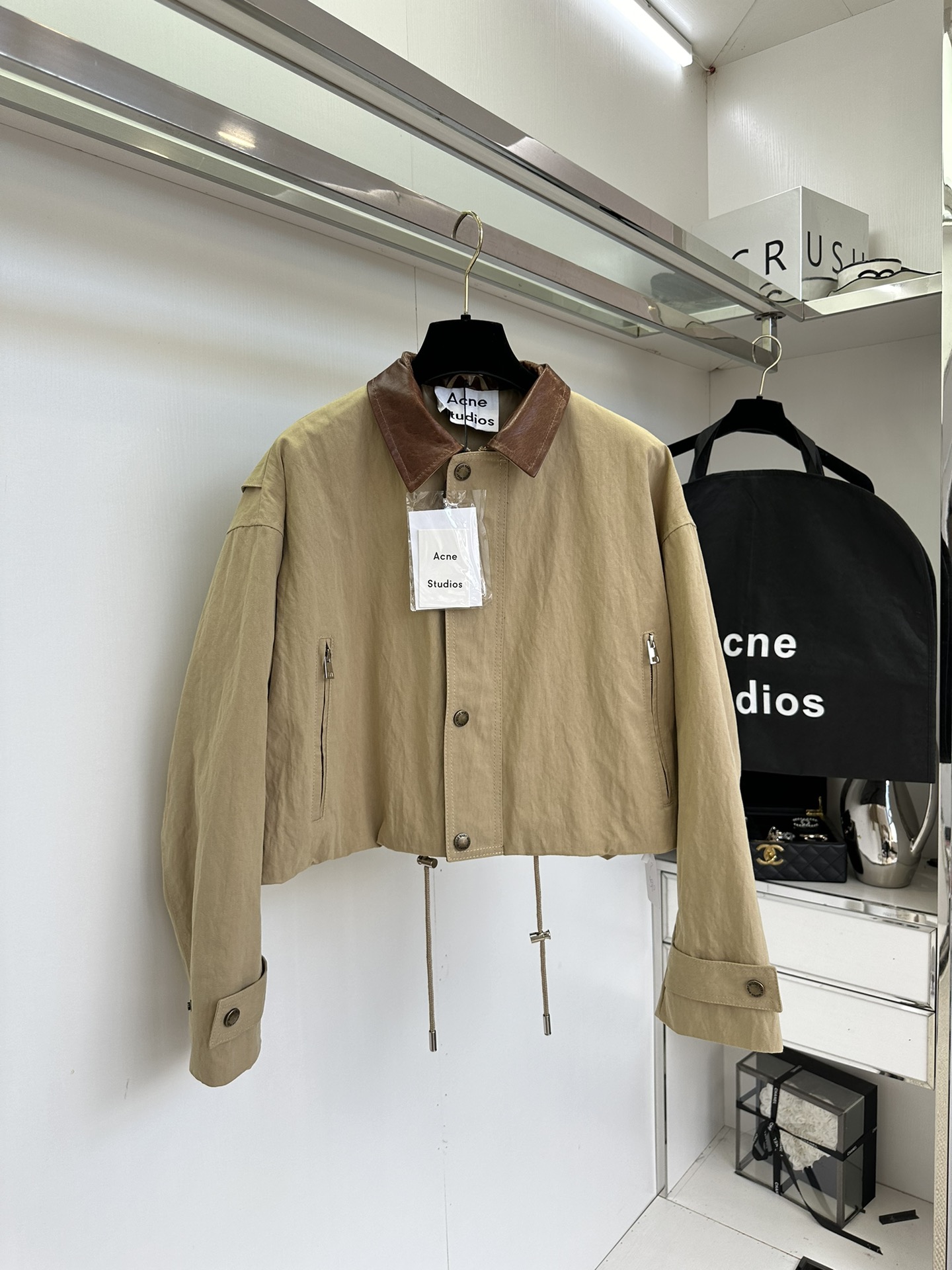 25 F ACNE Khaki Windbreaker Jacket Limited Edition - Stylish & Functional 2 i1753859285 816 0