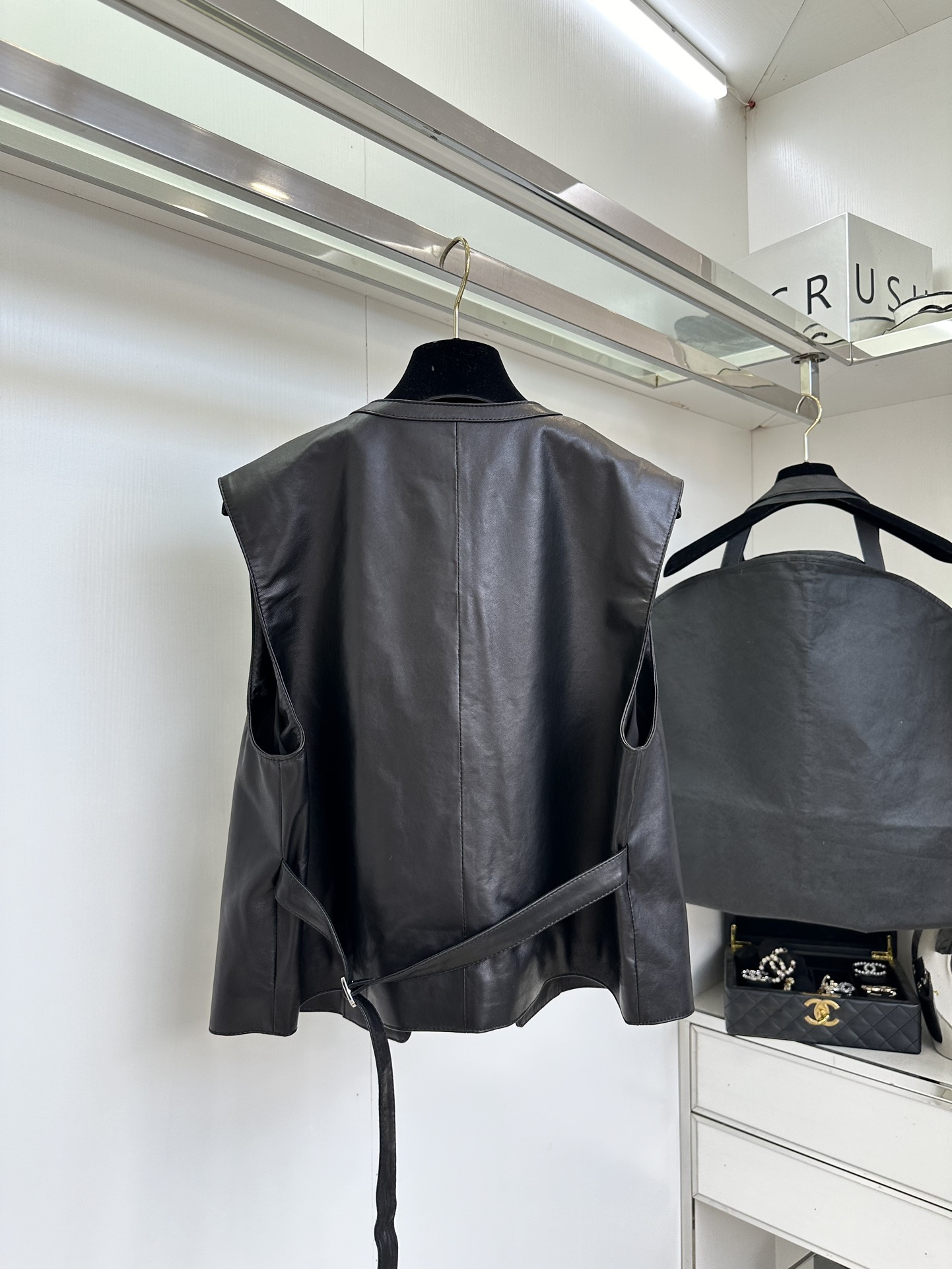 Exclusive Limited Edition Pima Leather Vest - Luxurious & Versatile Style 3 i1753860525 8692 1