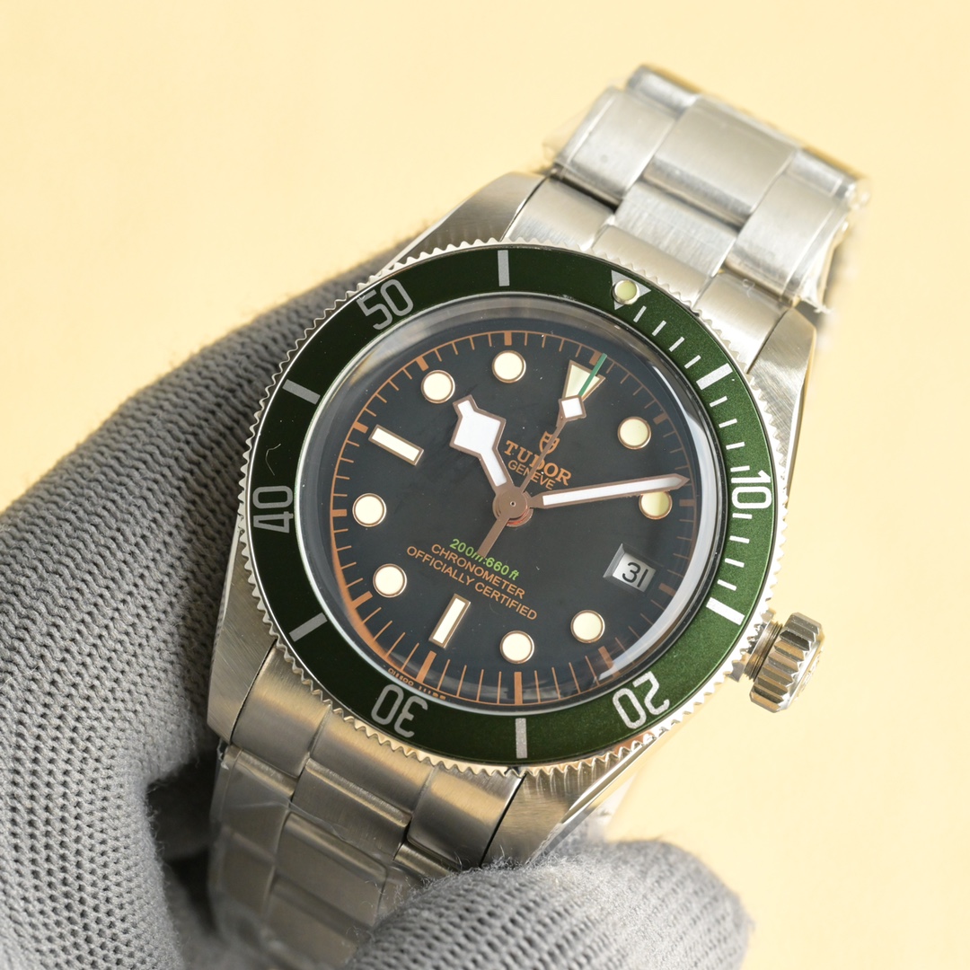 “White Gold Tudor Bay Watch: New Monochrome Design and Swiss 2824 Core Upgrade” - 图片 4