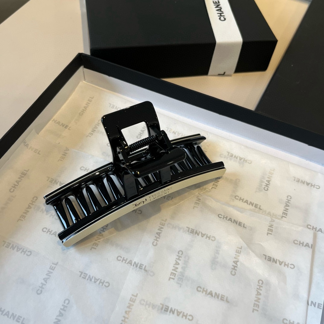 🆕

YSL圣罗兰发夹
