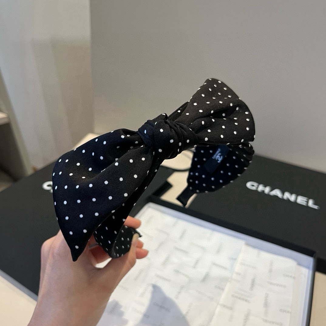 🆕

chanel 香奈儿新款发箍