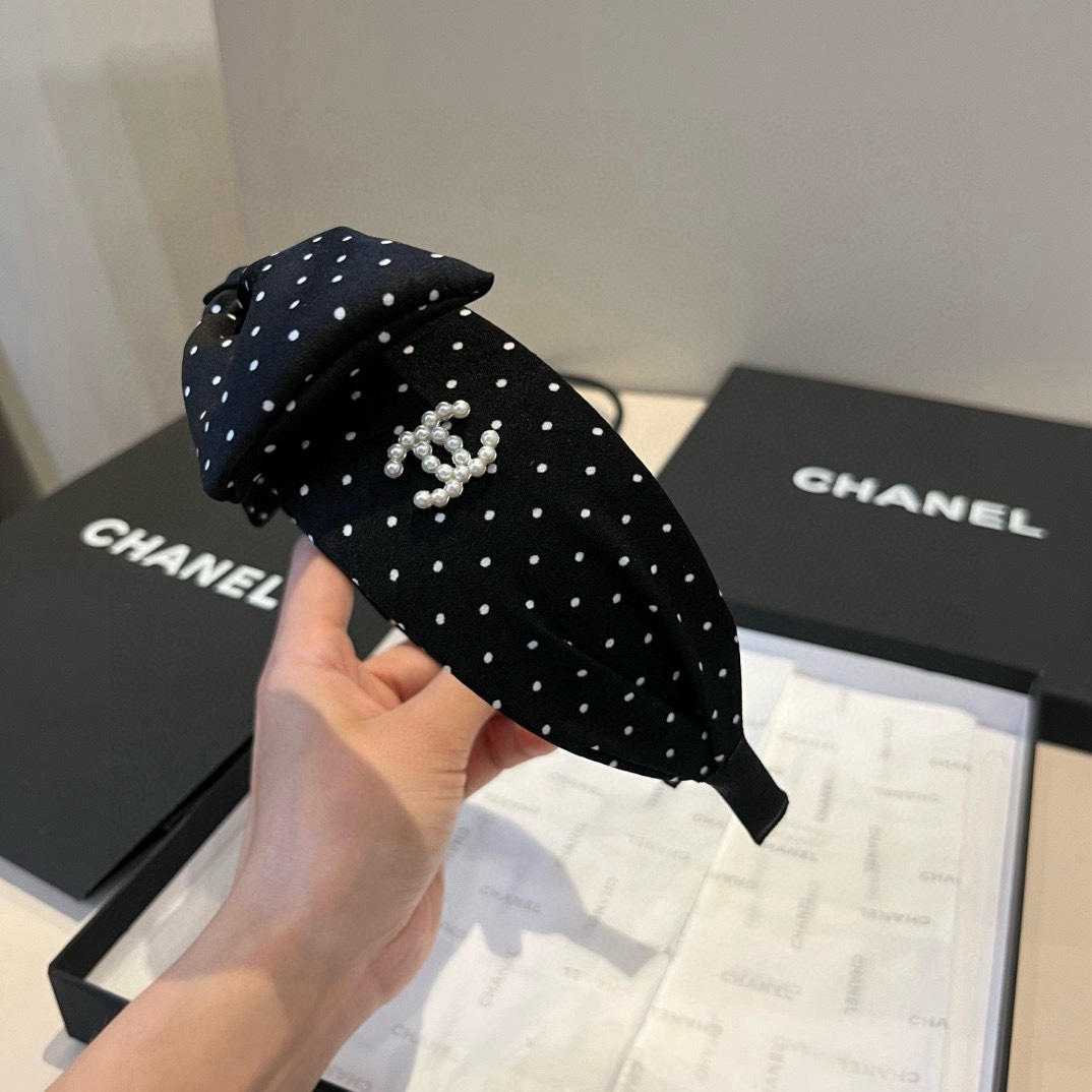 🆕

chanel 香奈儿新款发箍
