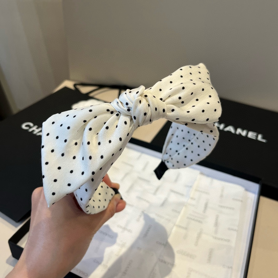 🆕

chanel 香奈儿新款发箍