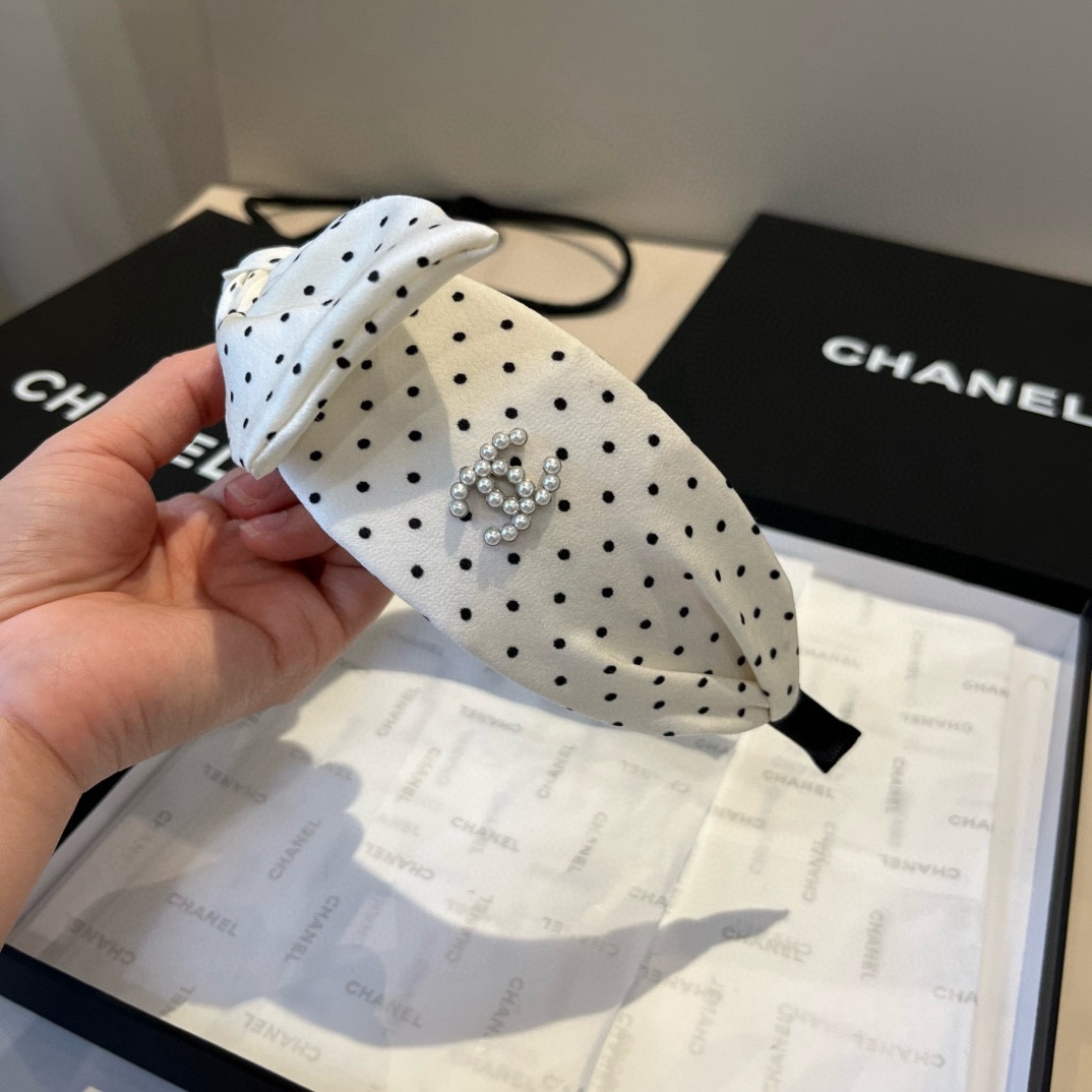 🆕

chanel 香奈儿新款发箍