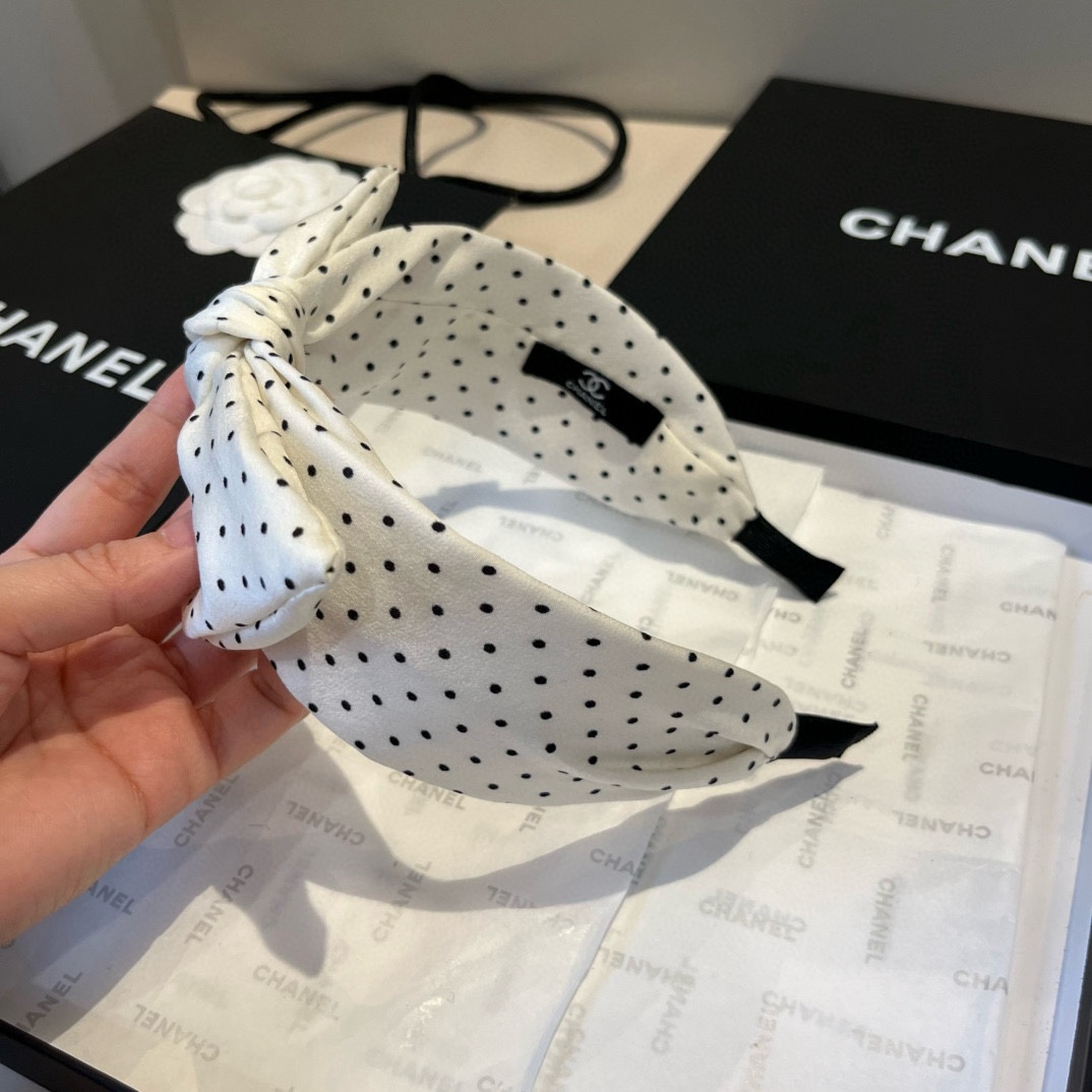 🆕

chanel 香奈儿新款发箍