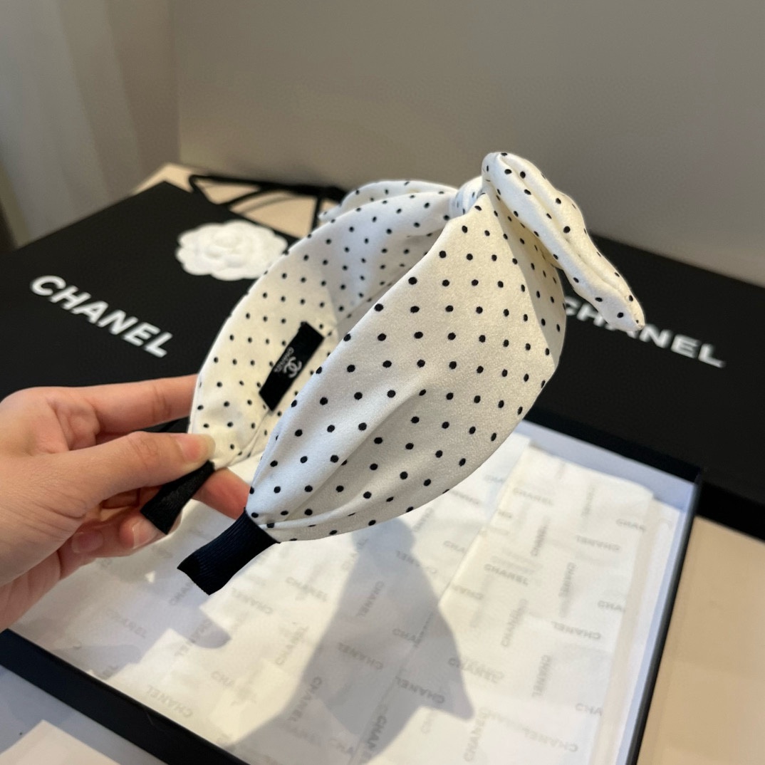 🆕

chanel 香奈儿新款发箍
