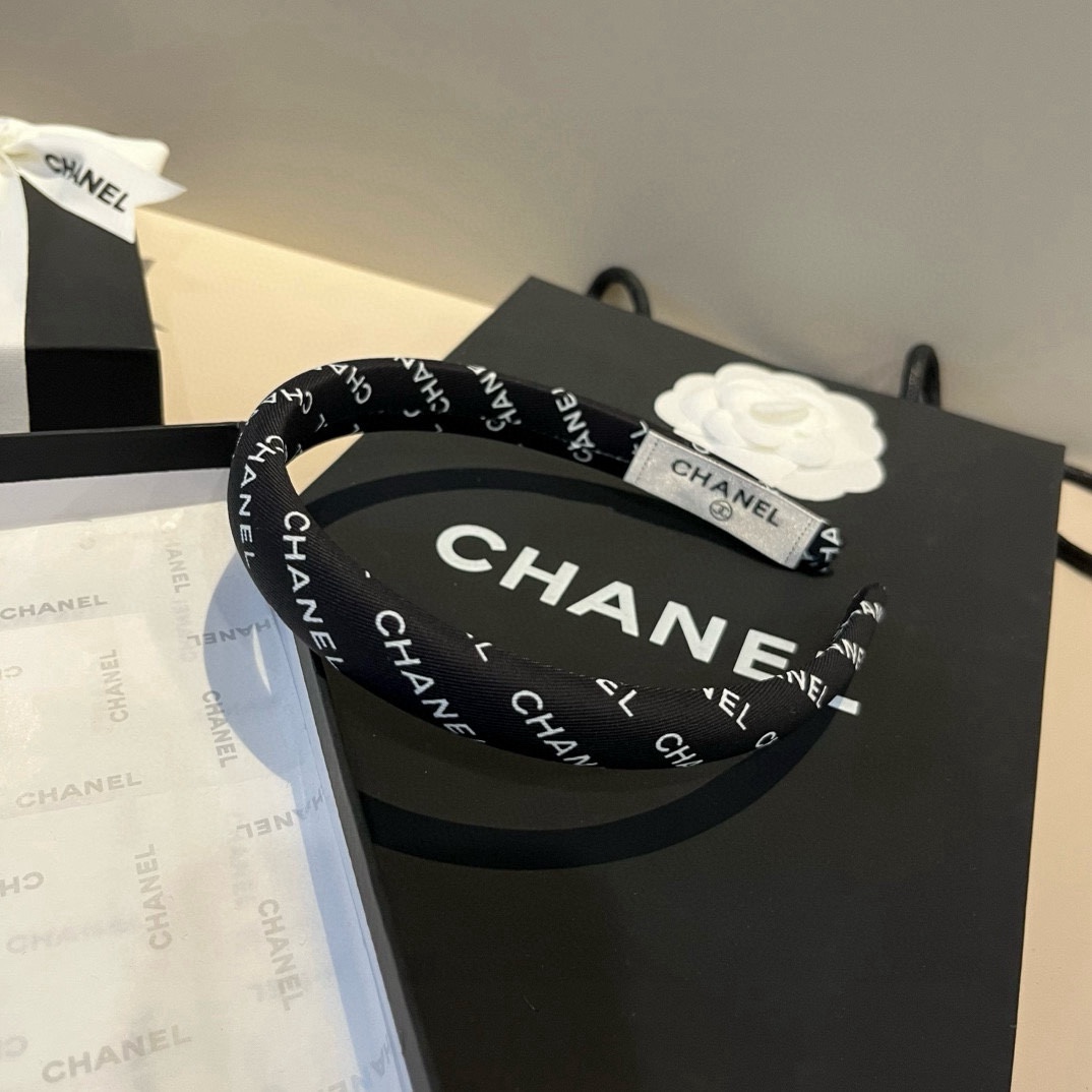 🆕

Chanel香奈儿发箍