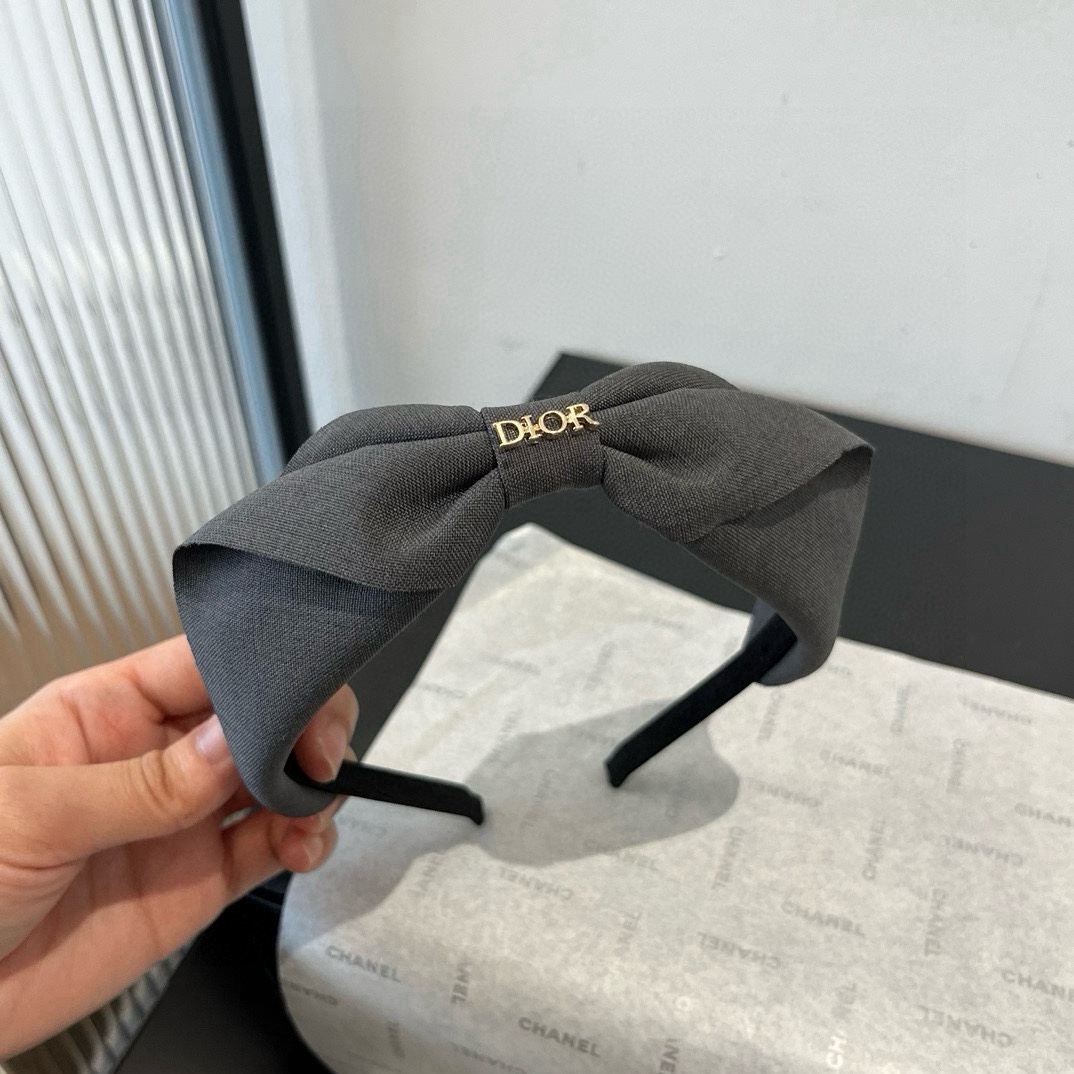 🆕

Dior迪奥新款发箍