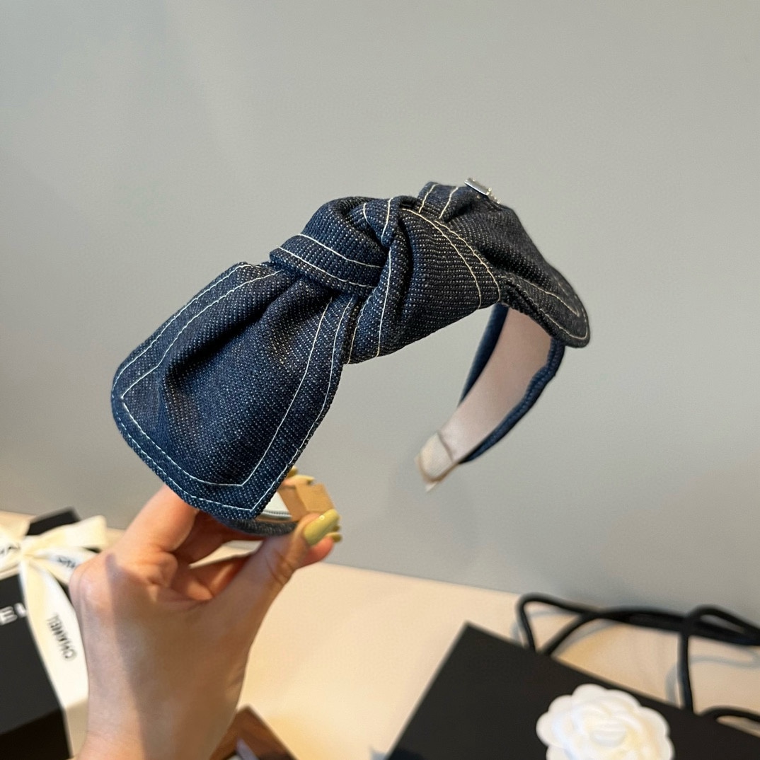 🆕

PRADA普拉达发箍