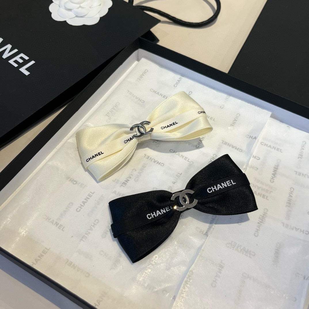 🆕（单个）

Chanel香奈儿新款发箍
