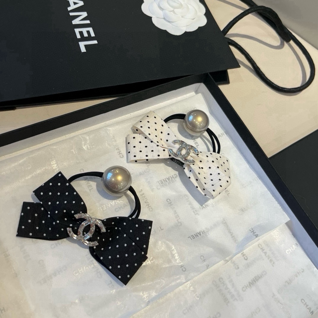 🆕（单个）

Chanel香奈儿新款发箍