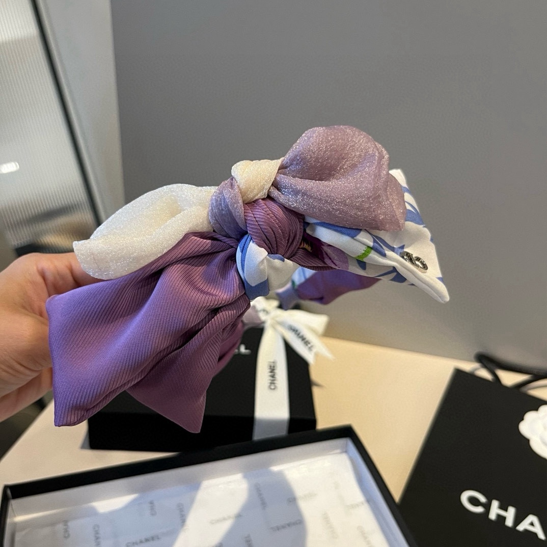 🆕

miumiu缪缪新款发箍