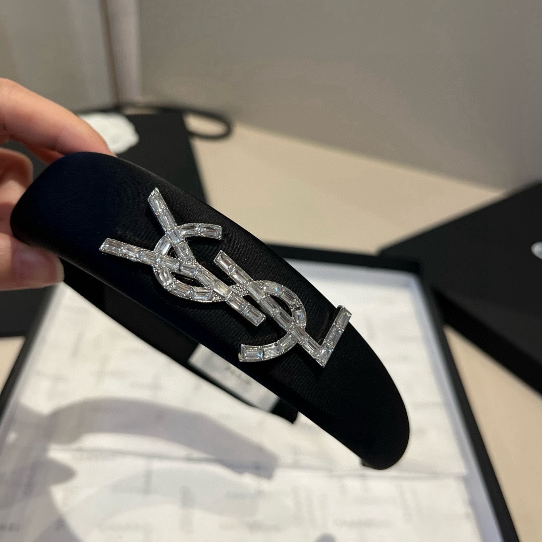 🆕
YSL圣罗兰新款发箍