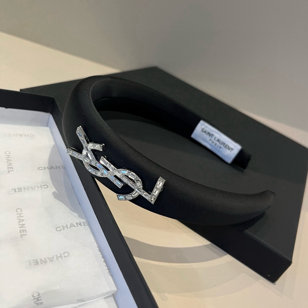 🆕
YSL圣罗兰新款发箍