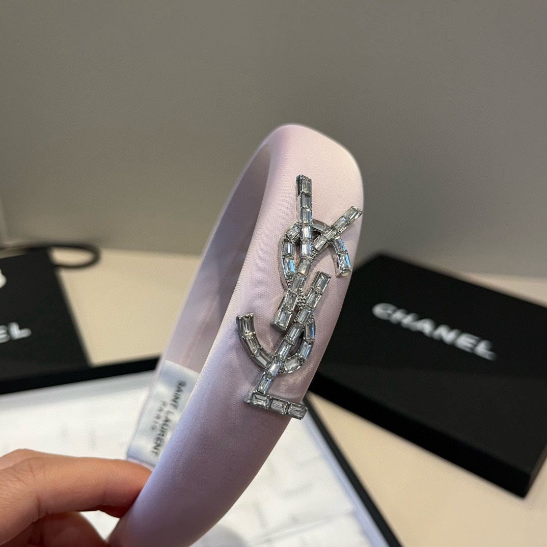 🆕
YSL圣罗兰新款发箍