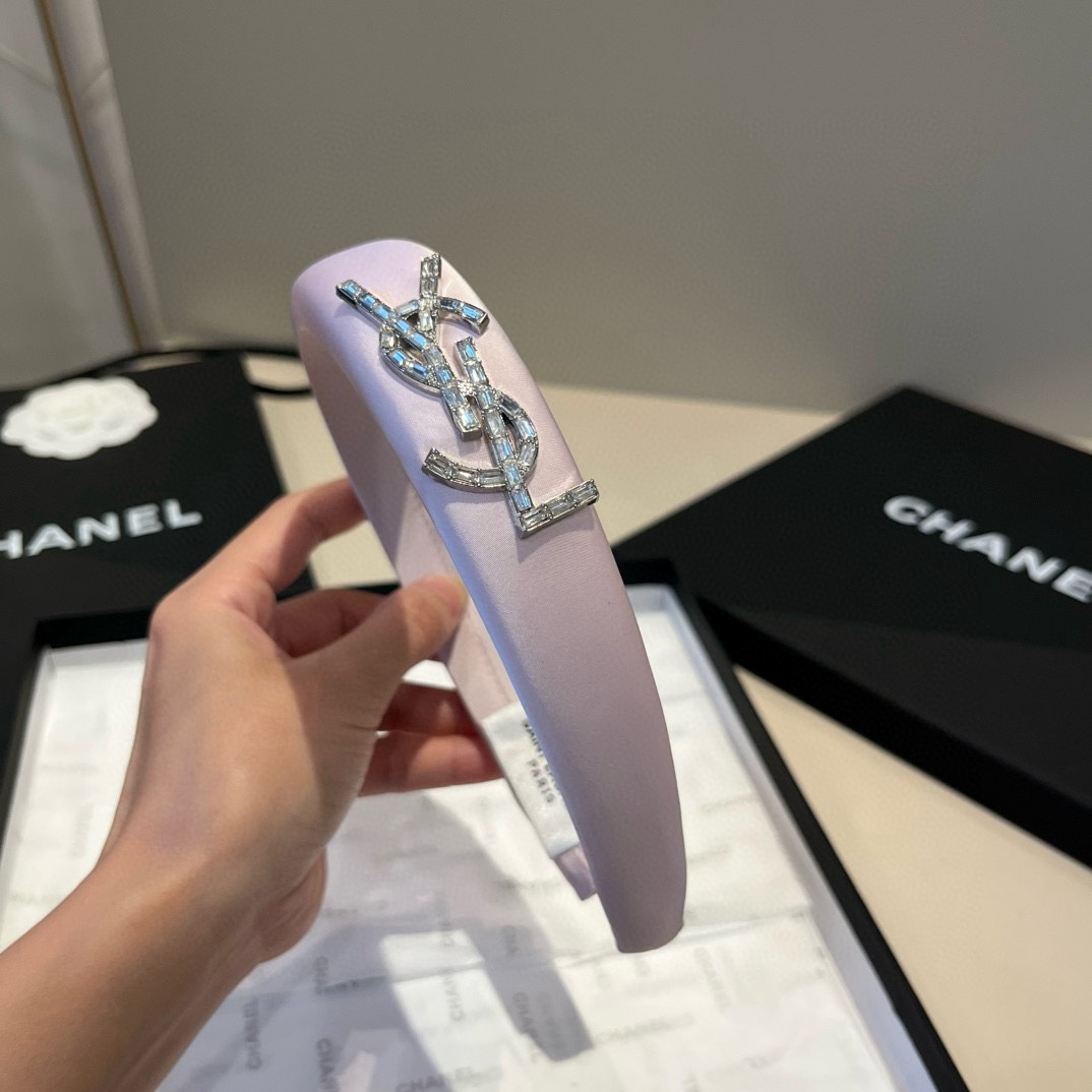 🆕
YSL圣罗兰新款发箍