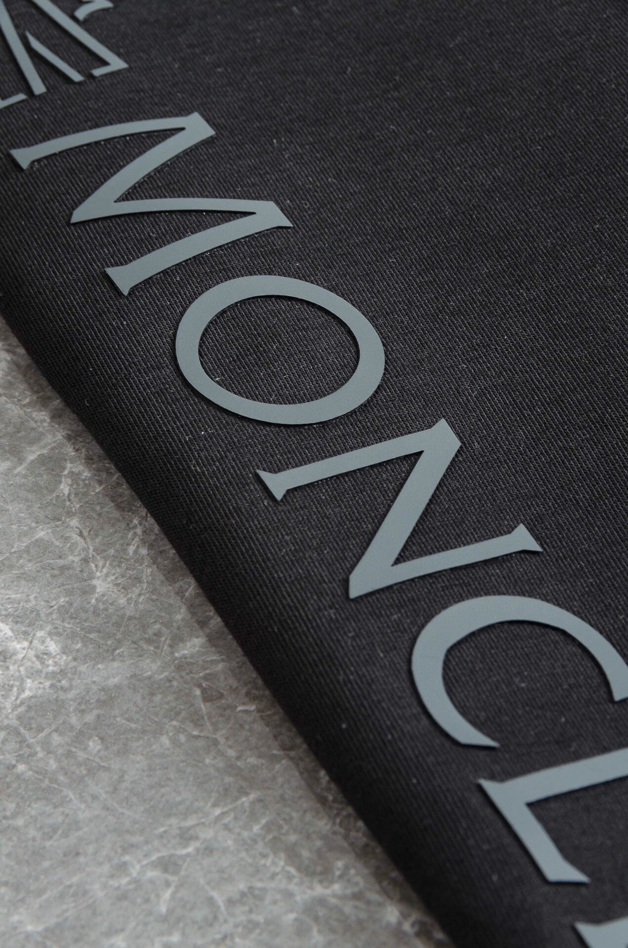 Moncler 2025 Spring Summer Logo Cotton Shorts: Recreational Form with Premium Quality. - 图片 7