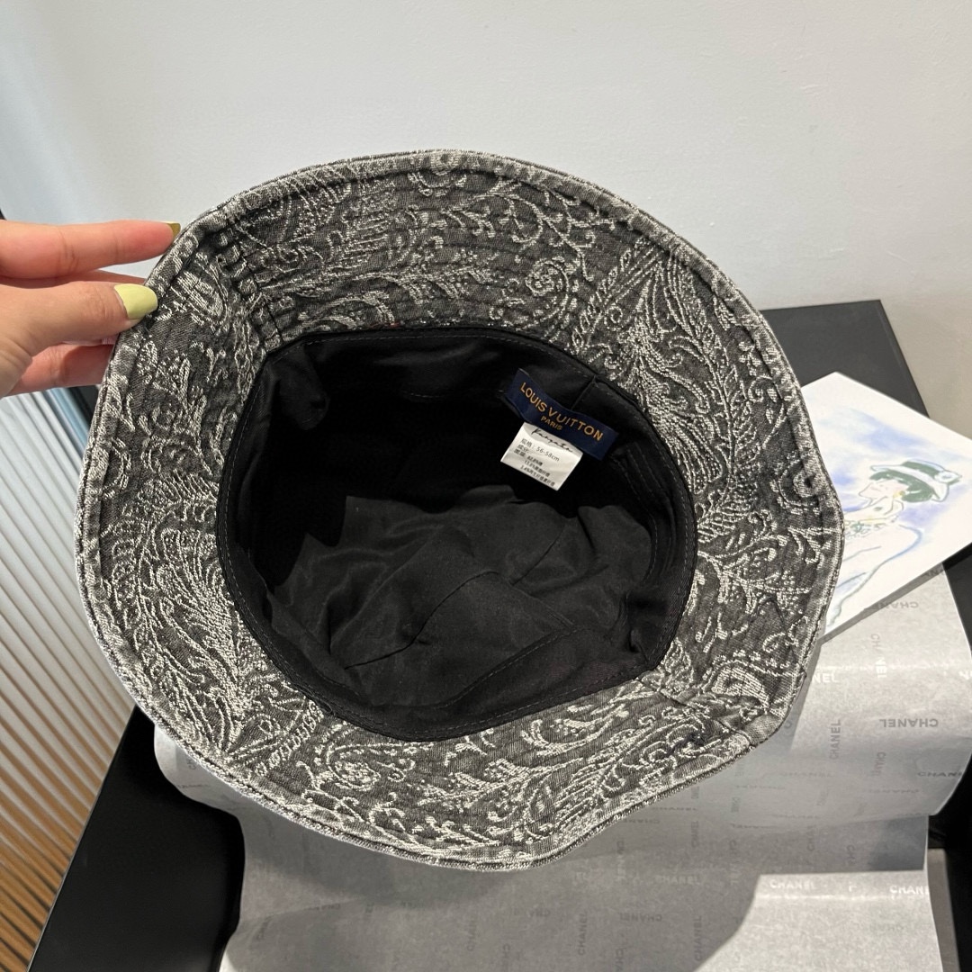 🆕

Lv新款渔夫帽，头围57cm