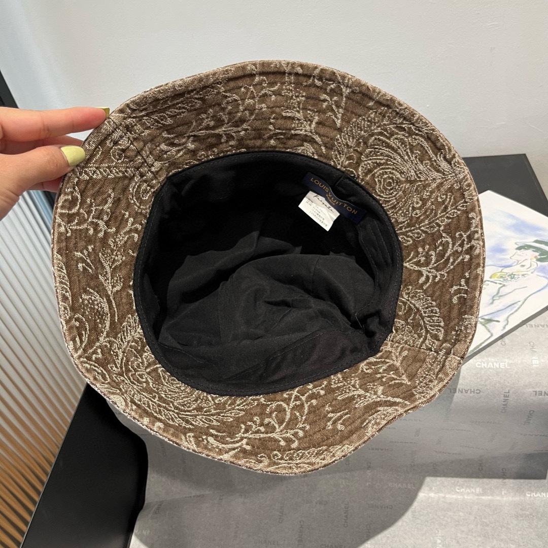 🆕

Lv新款渔夫帽，头围57cm