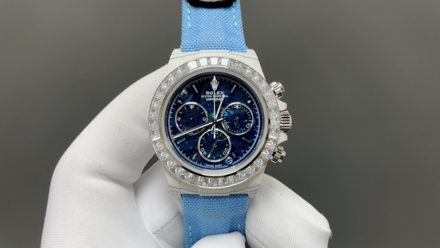 Customized Rolex Cosmograph Watch with Diamond Bezel and Unique Blue Dial 1 Customized Rolex Cosmograph Watch with Diamond Bezel and Unique Blue Dial