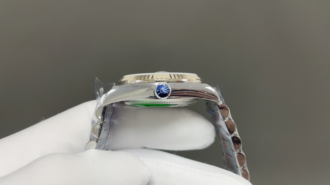 Rolex 36mm Sunday Log Double-Chronograph Steel Watch Overview. - 图片 4