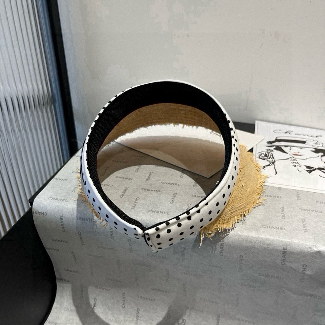 🆕

miumiu缪缪草帽，发箍遮阳帽