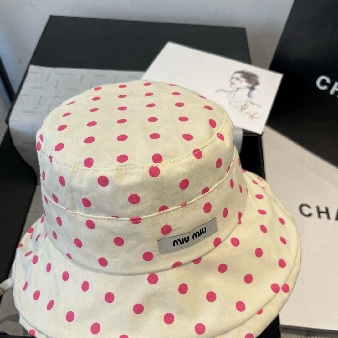 🆕

miumiu缪缪新款渔夫帽，遮阳帽，头围57cm