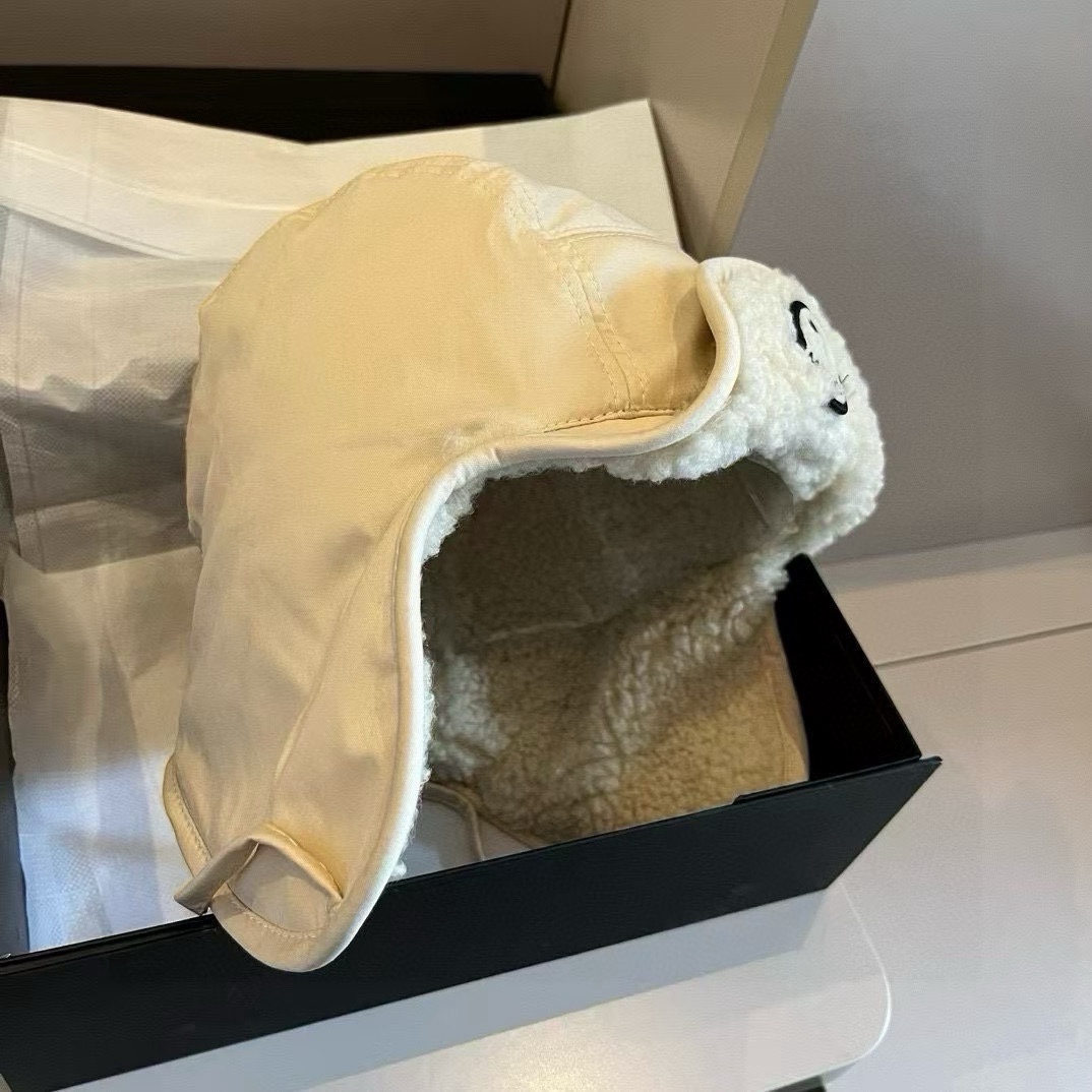 🆕

蒙口新款护耳帽，双面可用，