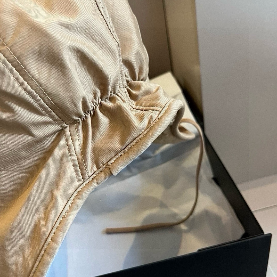 🆕

蒙口新款护耳帽，双面可用，