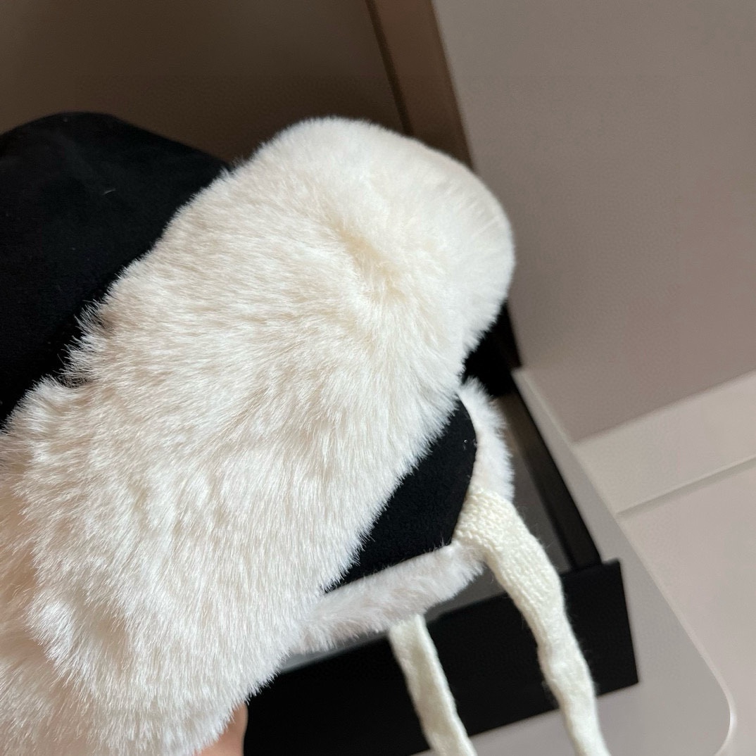 🆕

ＬＯＥＷＥ罗意威新款护耳帽，加绒内里，秋冬保暖必备