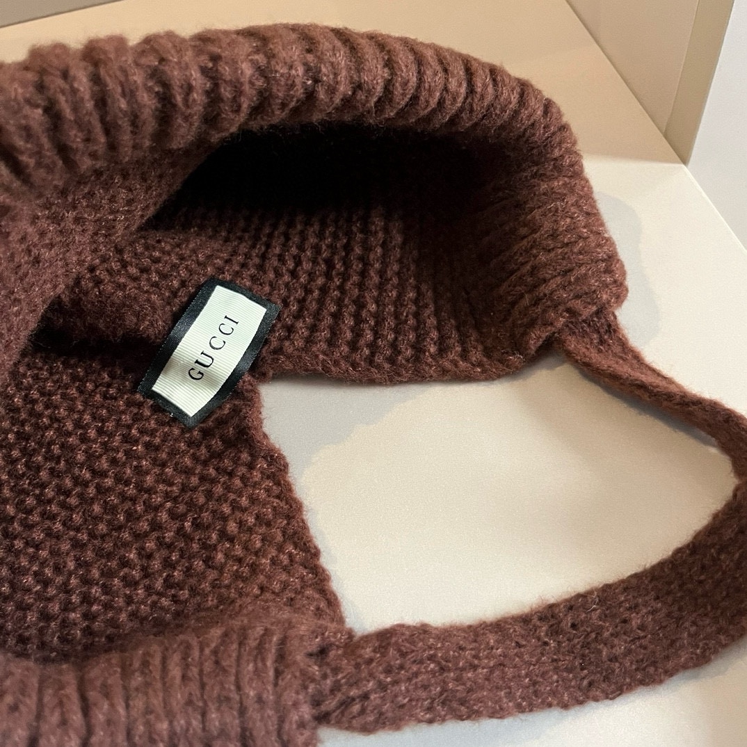 🆕

Gucci古奇新款针织冷帽 护耳帽