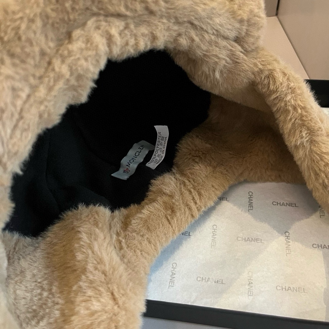 🆕

蒙口护耳雷锋帽，兔绒护耳帽