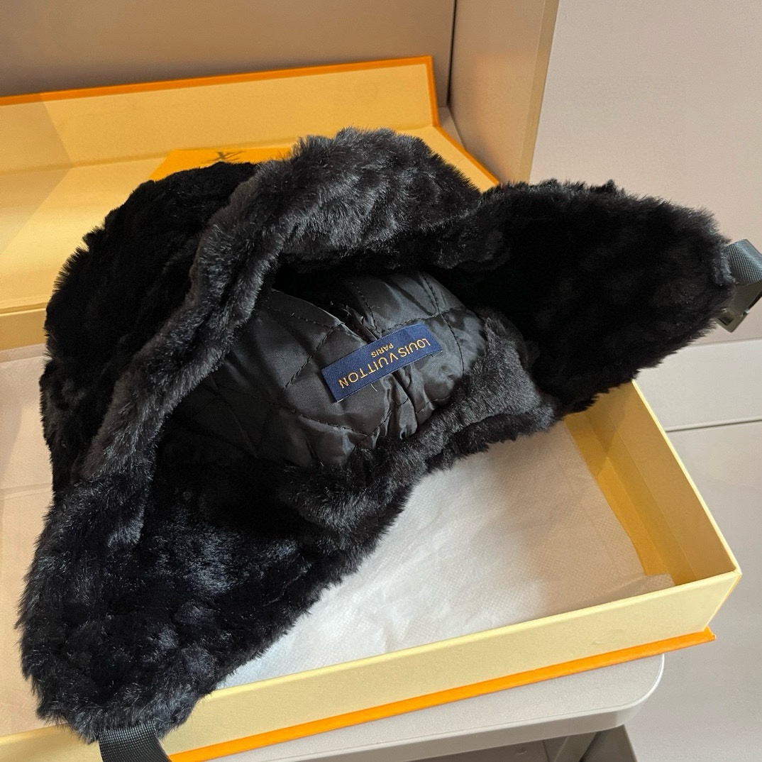 🆕

LV毛绒护耳帽