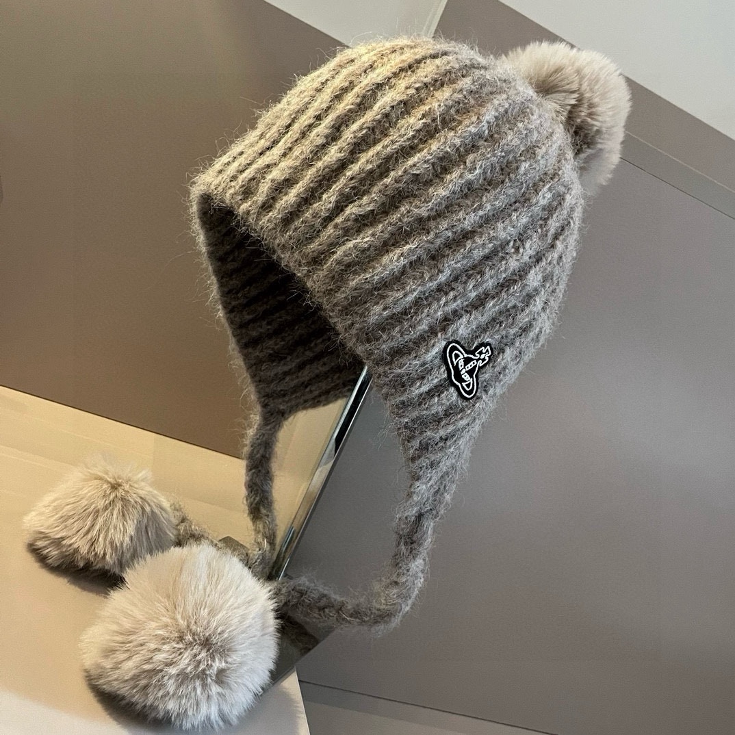 🆕

薇薇安西太后新款针织护耳帽、秋冬冷帽