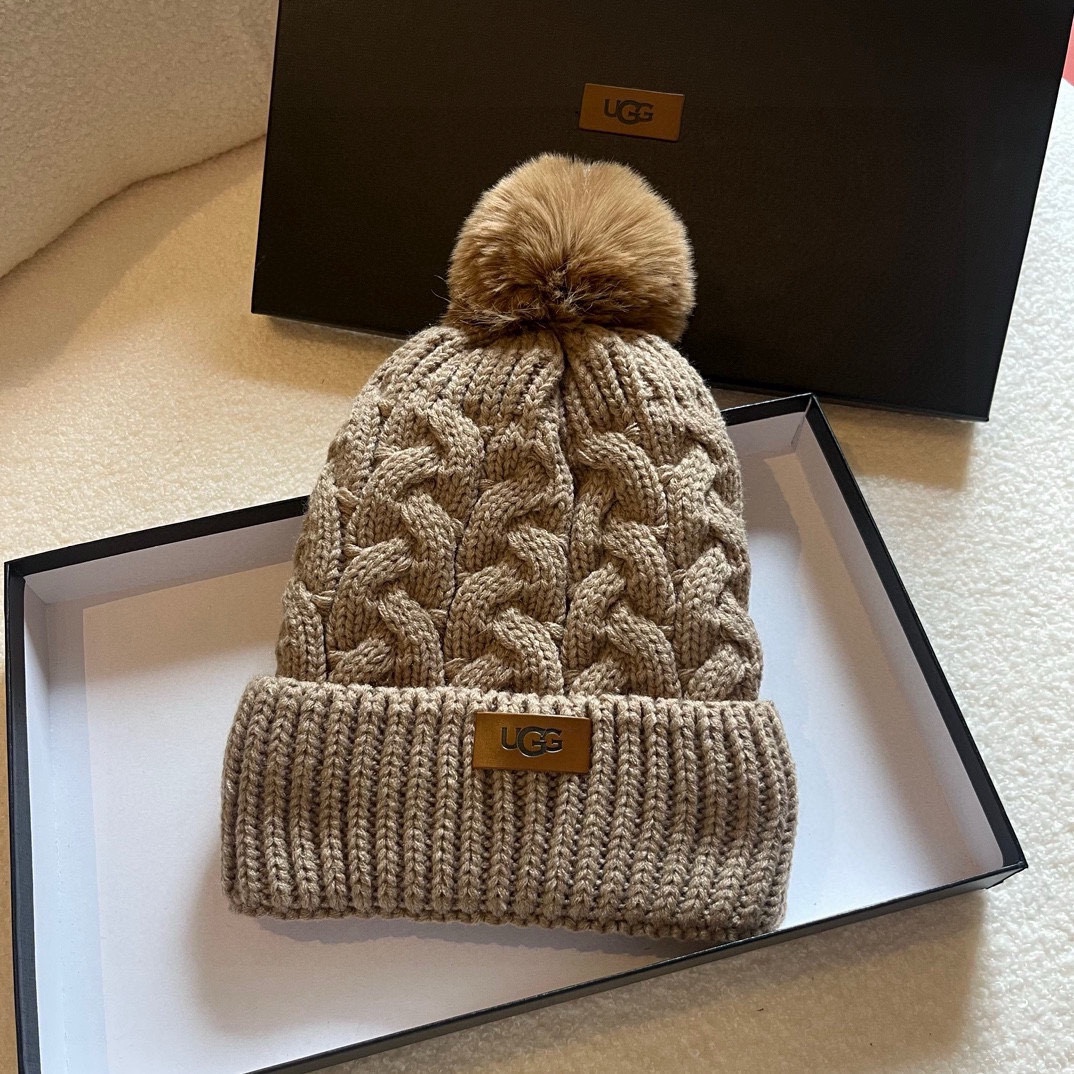 🆕
Ugg秋冬新款毛线帽，秋冬冷帽，加绒内里，跑量4色