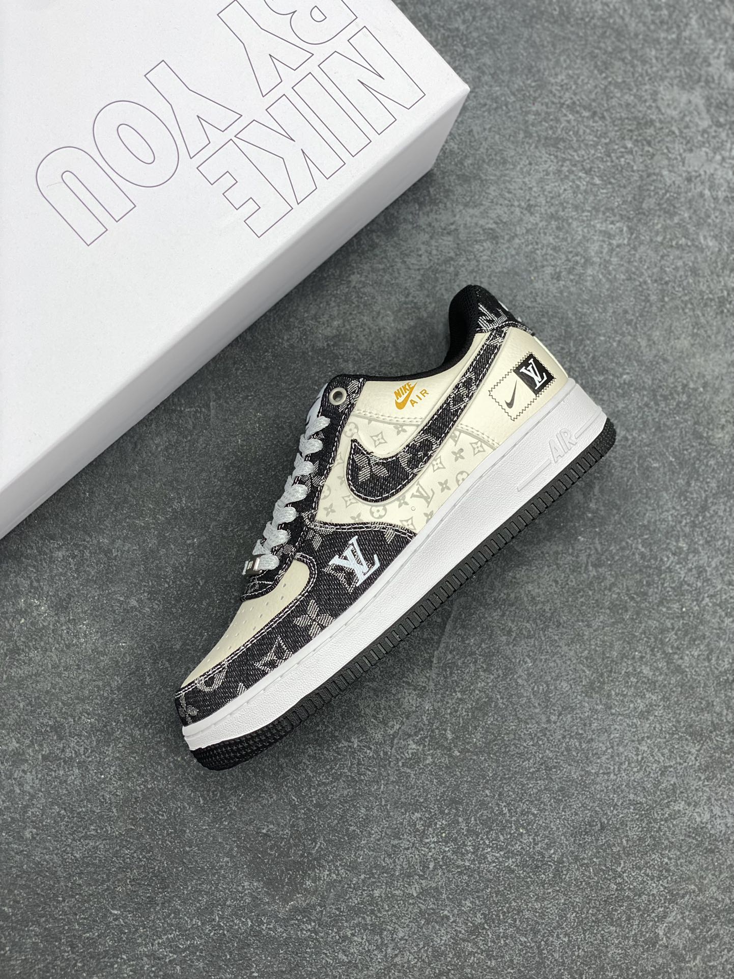 图片[7]-NK Air Force 1‘07 Low 定制款抽屉盒 空军一号低帮休闲板鞋 定制皮料 原楦原纸板 纯正版型 高清洁度 内置全掌气垫 货号：CW2288-111 尺码：36 36.5 37.5 38 38.5 39 40 40.5 41 42 42.5 43 44 44.5 45-选品中心