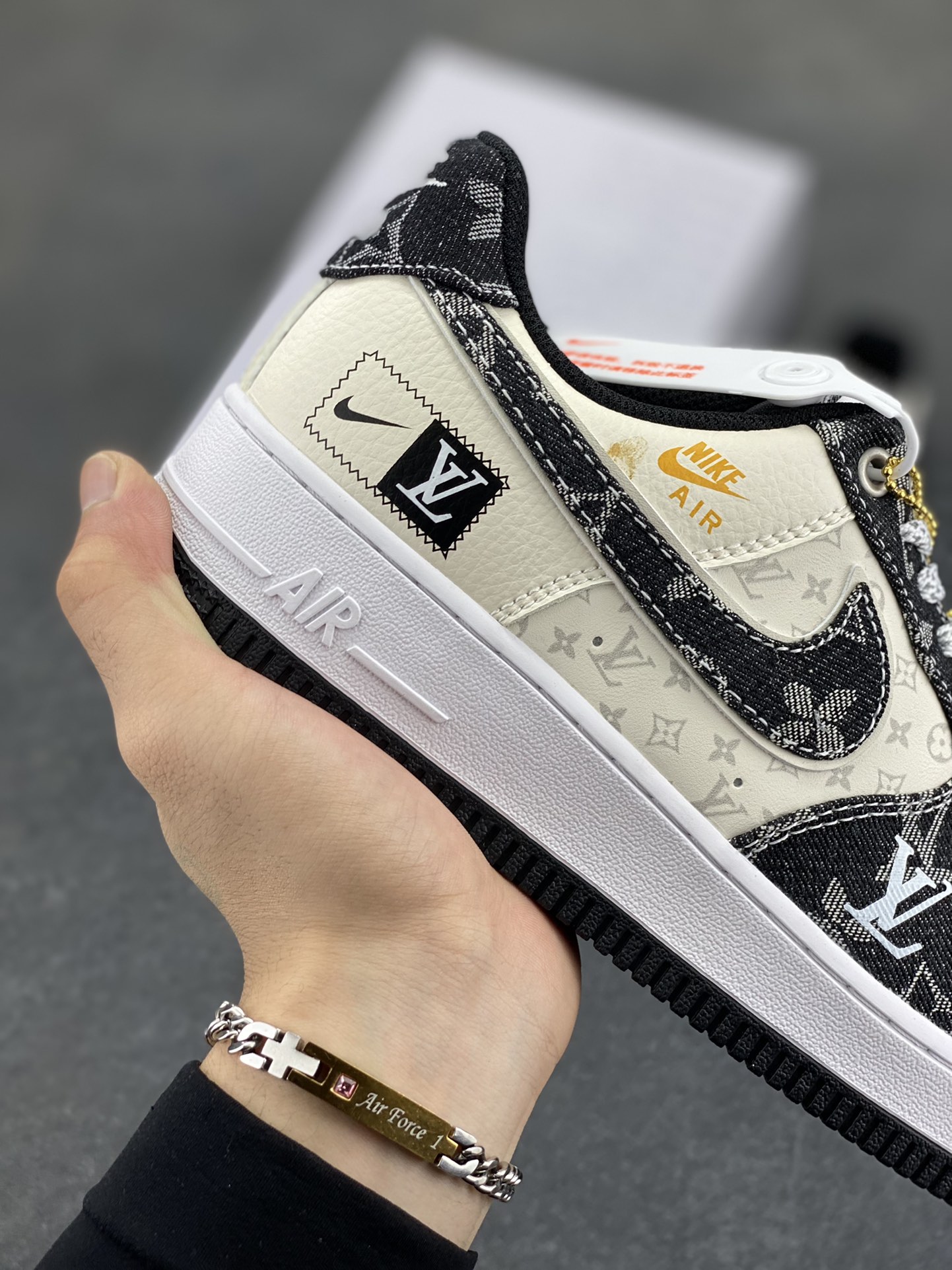 图片[6]-NK Air Force 1‘07 Low 定制款抽屉盒 空军一号低帮休闲板鞋 定制皮料 原楦原纸板 纯正版型 高清洁度 内置全掌气垫 货号：CW2288-111 尺码：36 36.5 37.5 38 38.5 39 40 40.5 41 42 42.5 43 44 44.5 45-选品中心