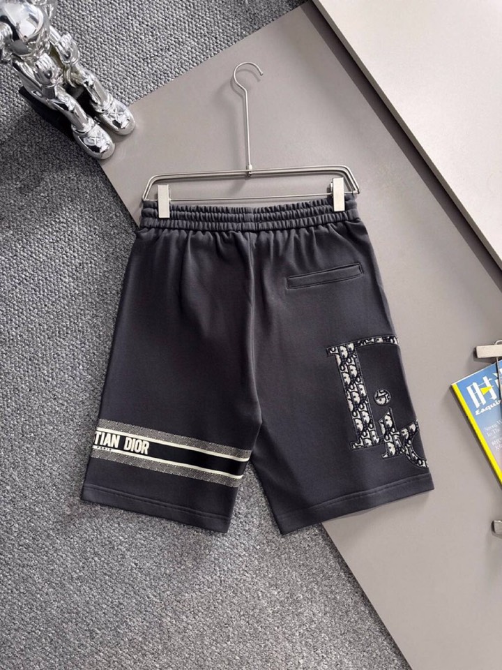 Title: Dior Dio2025s Classic Embroidery Shorts Summary Summary: Dior Dio2025s shorts with 3D embroidery on cotton fabric, available in XS-L sizes in black - 图片 2