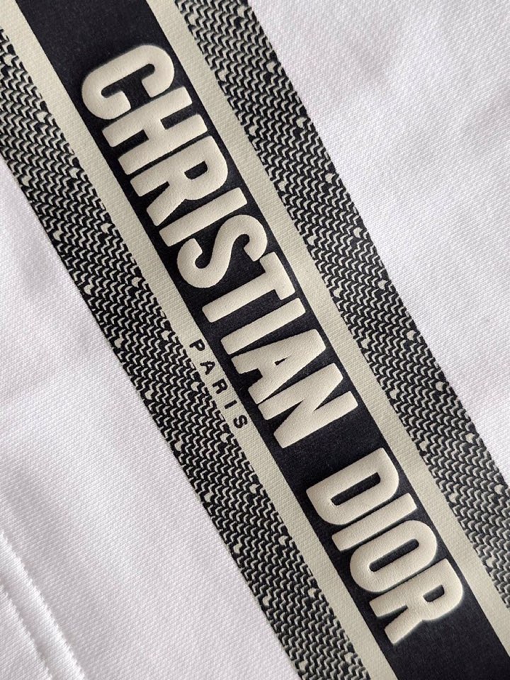 Dior Dio2025s Classic Embroidery Shorts: Cotton Fabric, 3D Embroidery, Comfy Fit, XS-L, Black, White, Green - 图片 4