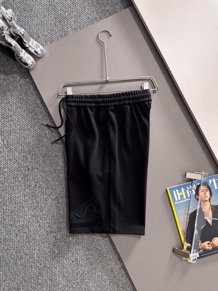 “432 FENDI Findi 2025s Classic Embroidery Shorts in Impregnated Cotton Fabric with 3D Embroidery” - 图片 8