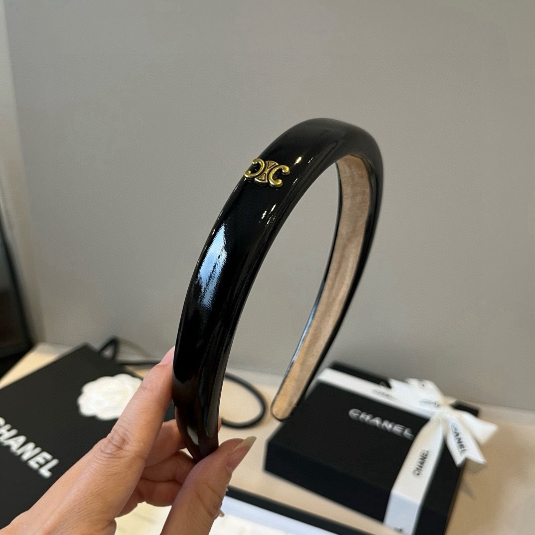 🆕

Celine赛琳新款发箍