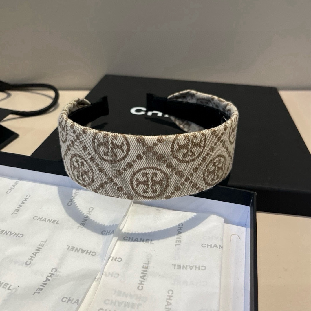🆕

托尼伯奇新款发箍