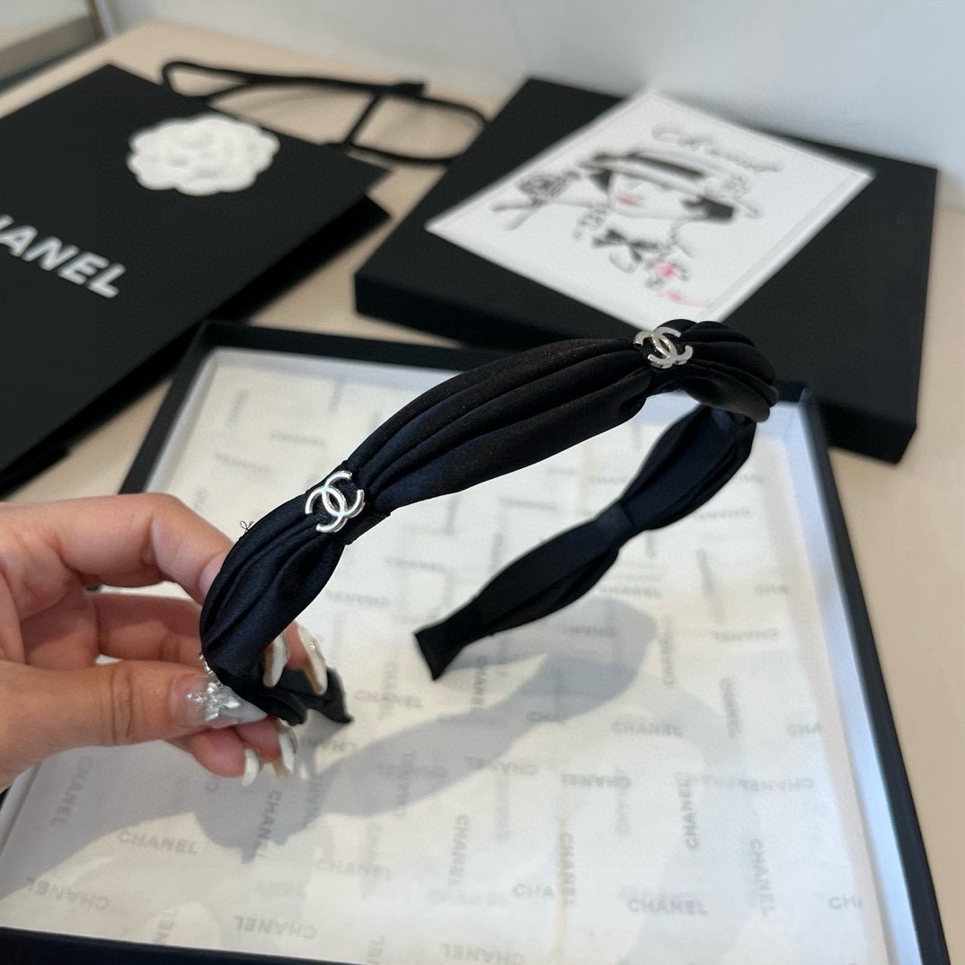 🆕

Chanel香奈儿2025新款发箍
