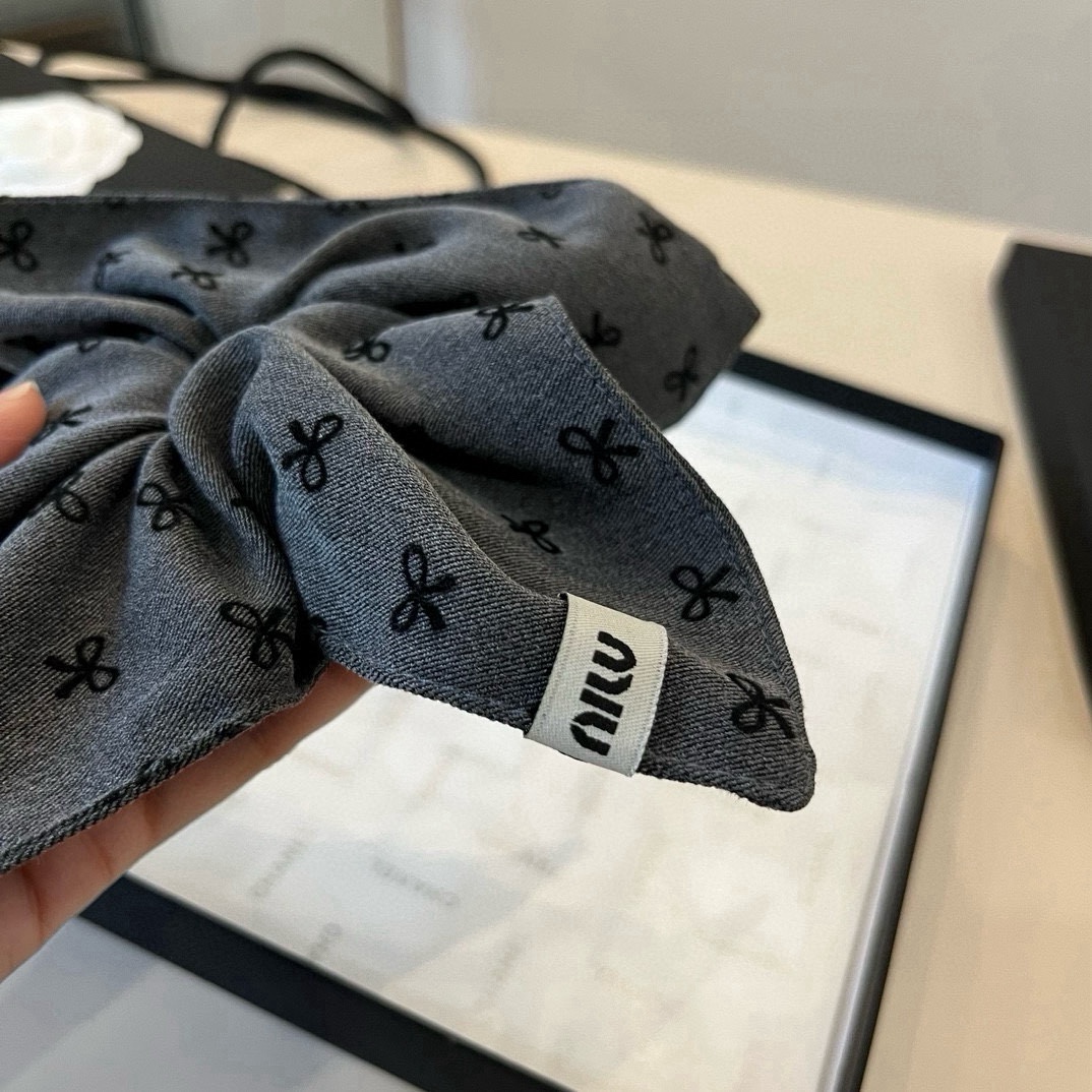 🆕

缪缪miumiu发圈