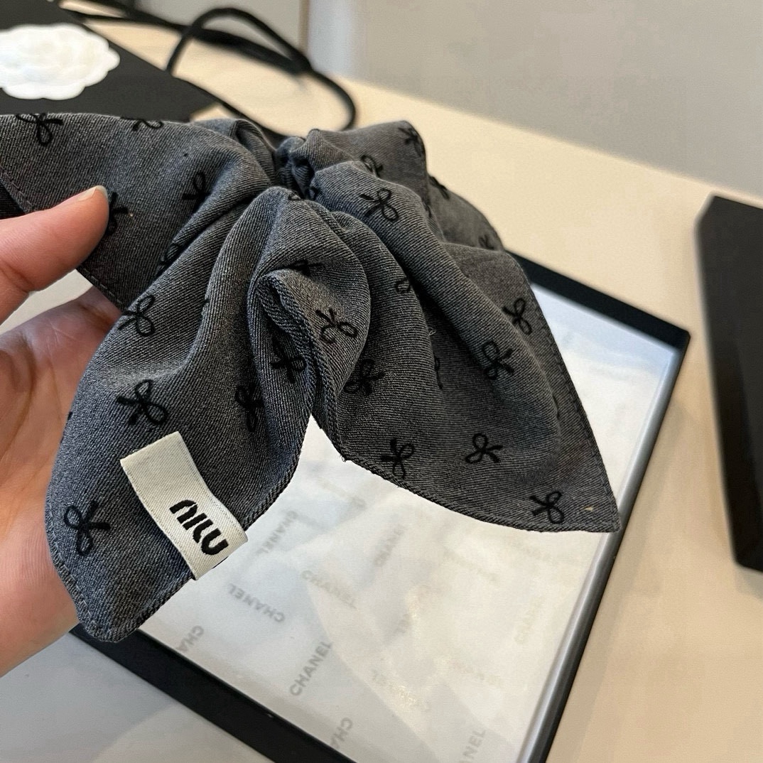 🆕

缪缪miumiu发圈