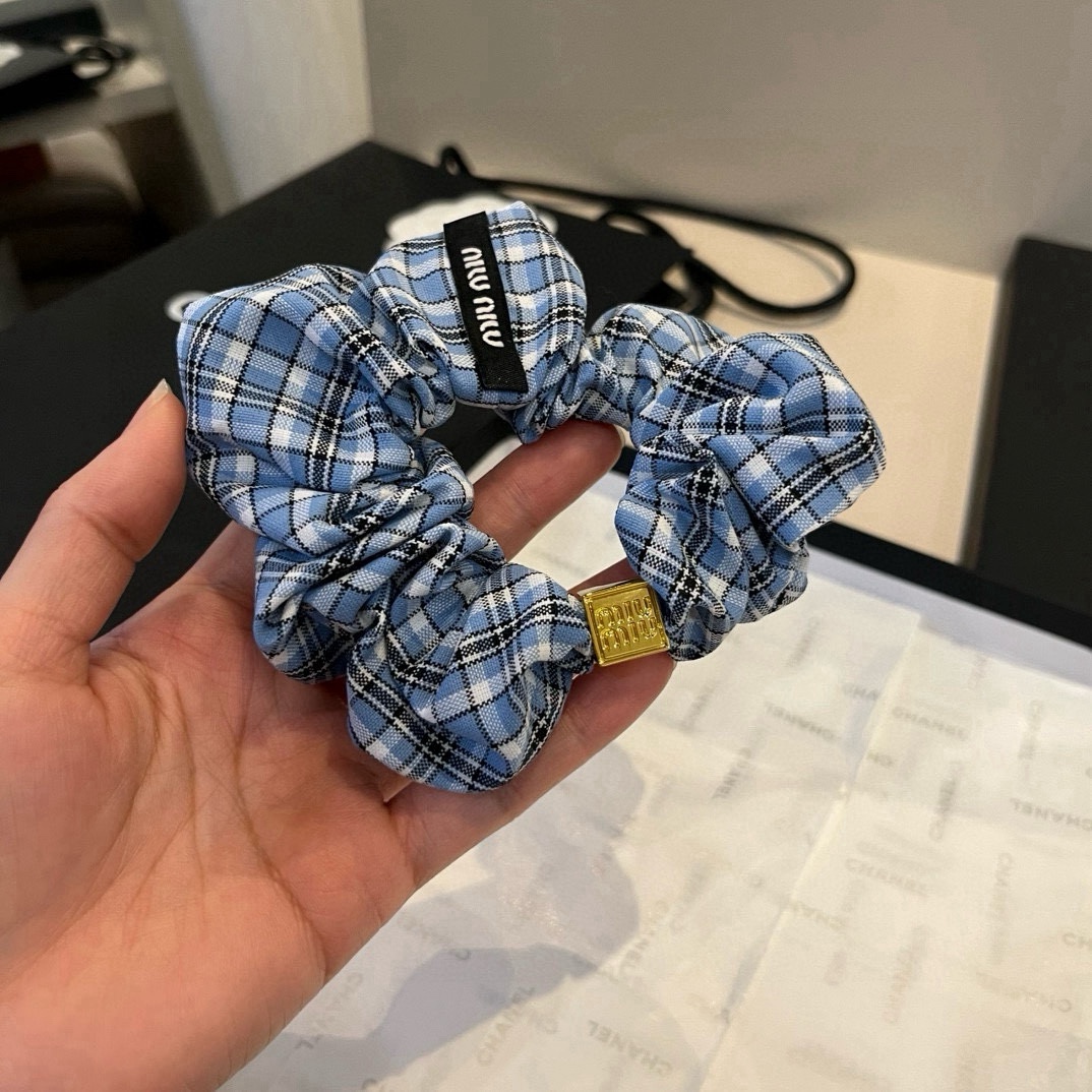 🆕

miumiu缪缪新款发圈