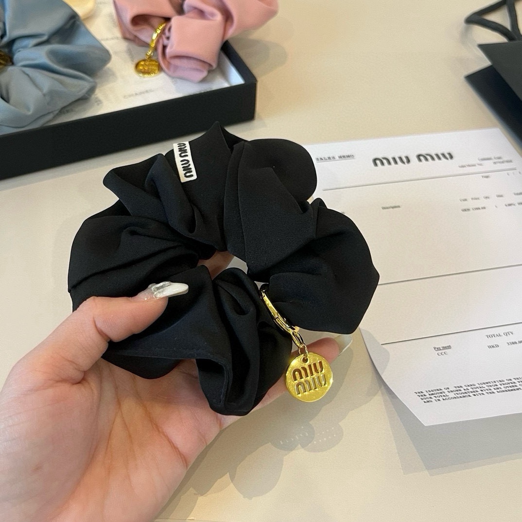 🆕

Chanel香奈儿新款发圈