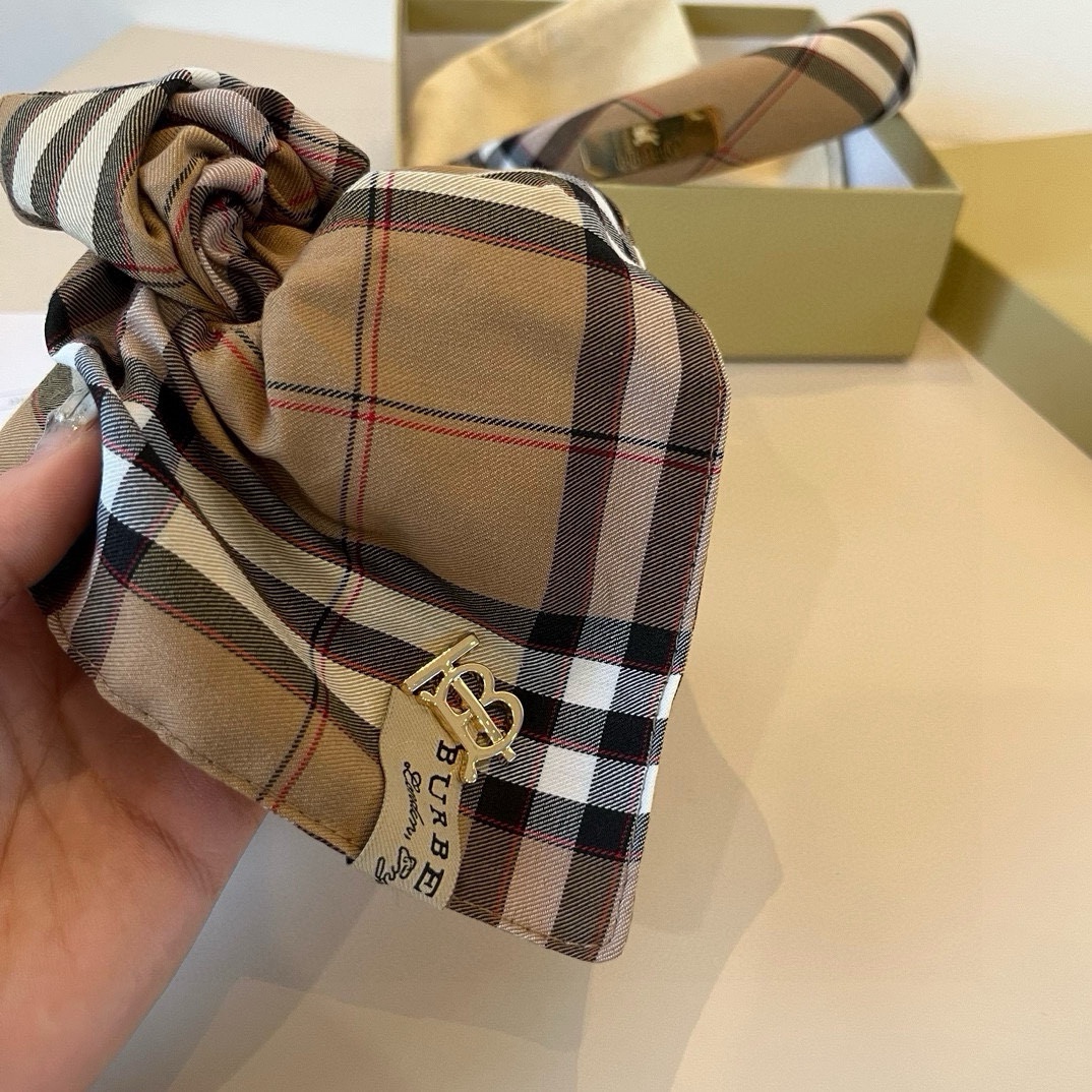 🆕

Burberry巴宝莉格子发圈