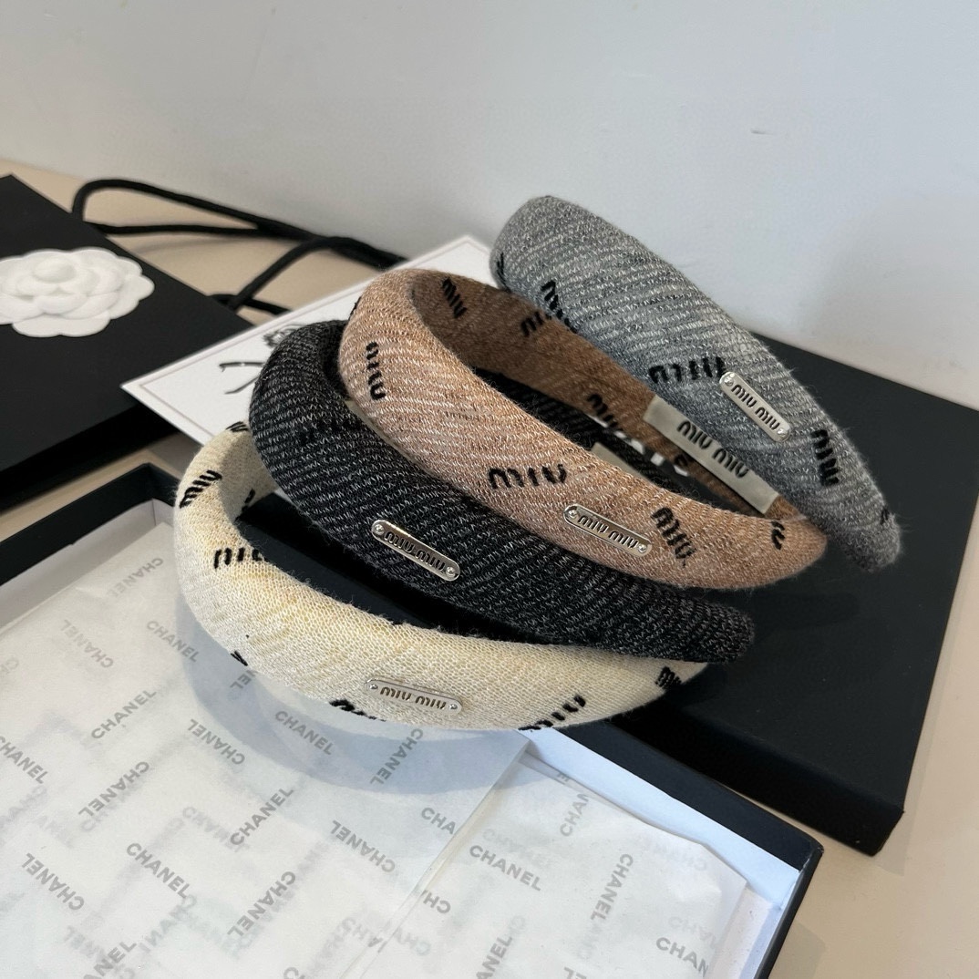 🆕

miumiu缪缪新款发箍
