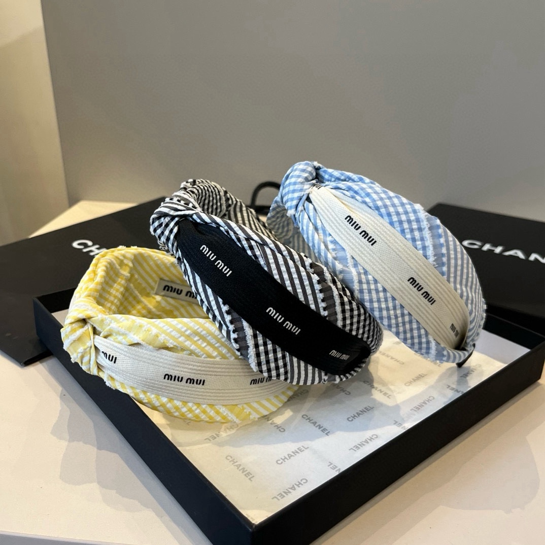 🆕

miumiu缪缪新款发箍